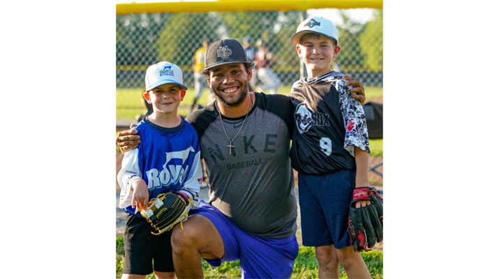 Nominate a Person or Family This Holiday Season